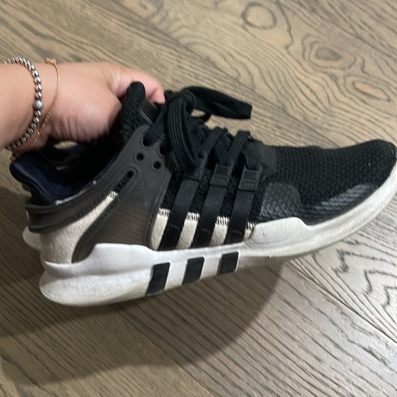 Adidas ladies running shoes - Picture 4 of 7